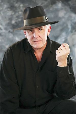 Jimmy Thackery and his trio take the stage at 8 p.m. Sunday at
Mickey Finn s, 602 Lagrange St. General admission is $15.