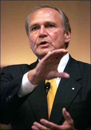 Chrysler CEO Robert Nardelli
talks about the firm s future.