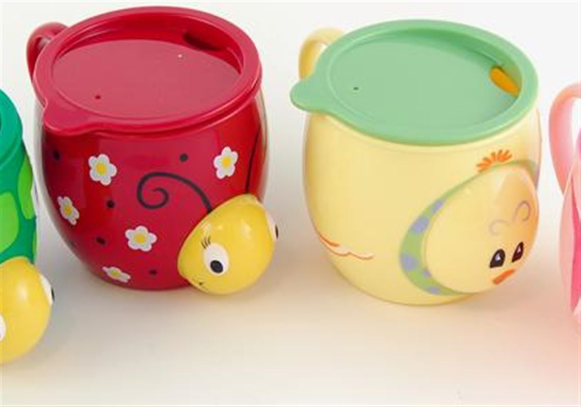 childrens plastic cups with handles