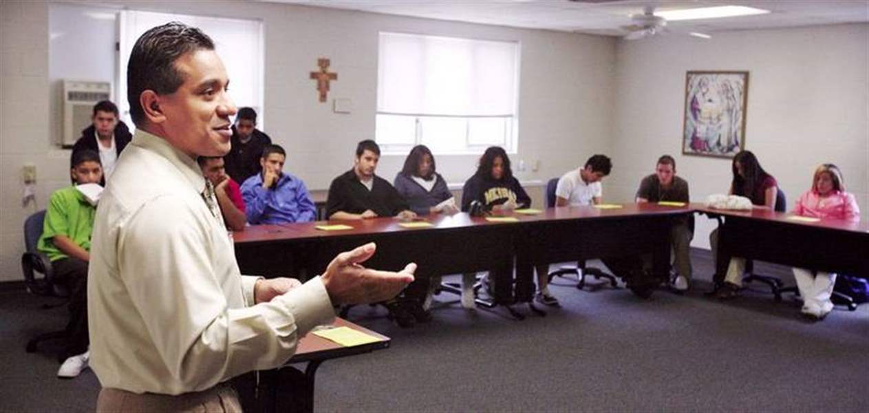 Career-day-opens-Latinos-eyes-to-opportunities