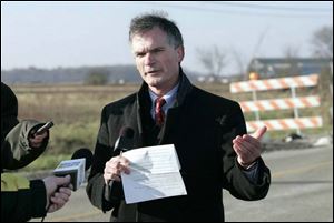 Republican Bob Latta's economic agenda highlights the partisan differences between him and his Democratic opponent, Robin Weirauch, in the 5th District congressional race.