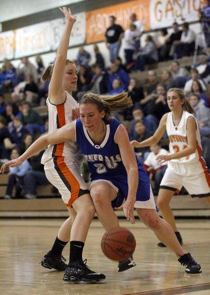 Generals-get-by-Southview-2