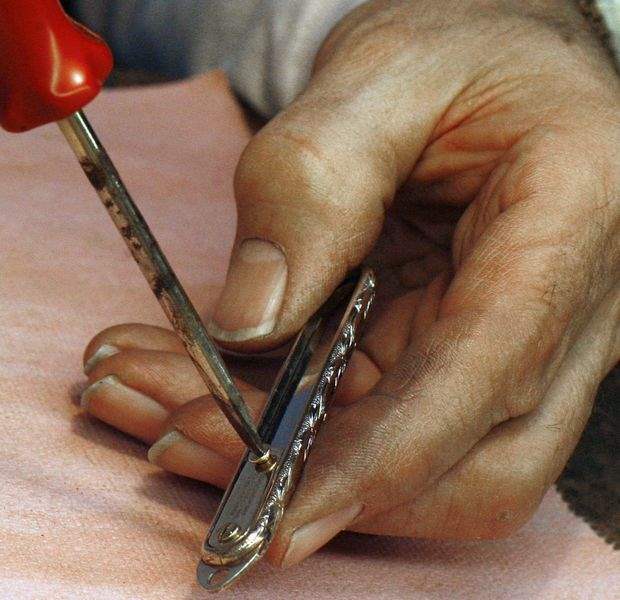 Fremont-knife-maker-turns-long-hidden-trove-into-memorials-2