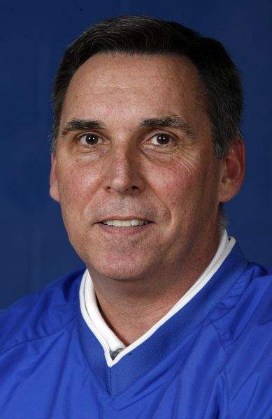 Sidelines-Liberty-Benton-reloads-Eagles-lost-4-starters-but-are-20-0-again-2