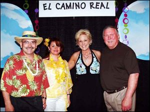  <font color=red> <b>1.</font color=red> </b> <img src=http://www.toledoblade.com/graphics/icons/photo.gif> <a href=