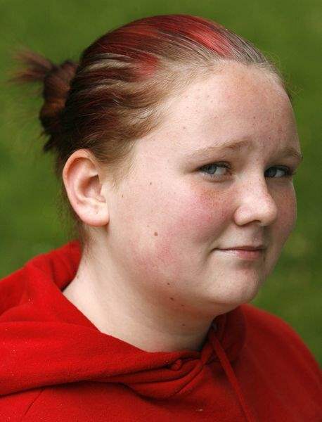 Student-13-must-stay-home-until-she-recolors-her-locks-2