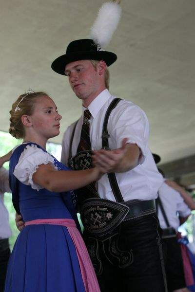 BAVARIAN-SPORTS-CLUB-CELEBRATES-TRADITION-2