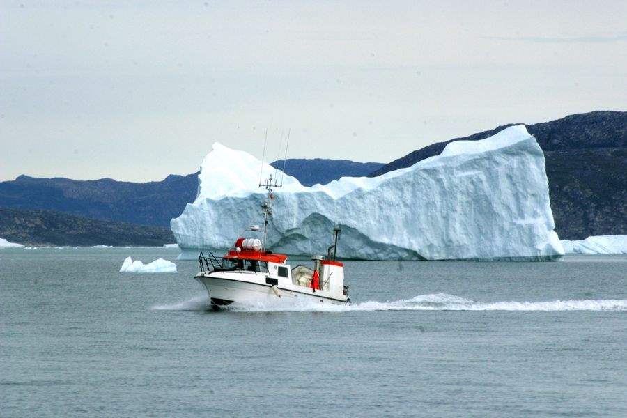 A-portrait-of-Greenland-Where-the-Ordinary-Amazing-Intersect-2