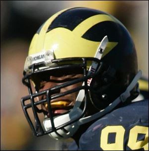 <img src=http://www.toledoblade.com/assets/gif/weblink_icon.gif> <b><font color=red>HEY, WOLVERINES-BUCKEYES FANS:</b></font color=red> Check out <a href=
