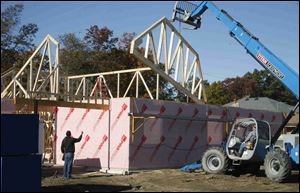 biz build02p 10/30/2008  blade photo by herral long      stand alone construction art at 4343 N. holland sylvania ave - a new dental office