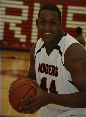 Dalante Heard, a 6-foot-8 senior, is one big reason Rogers could challenge for the City League championship.