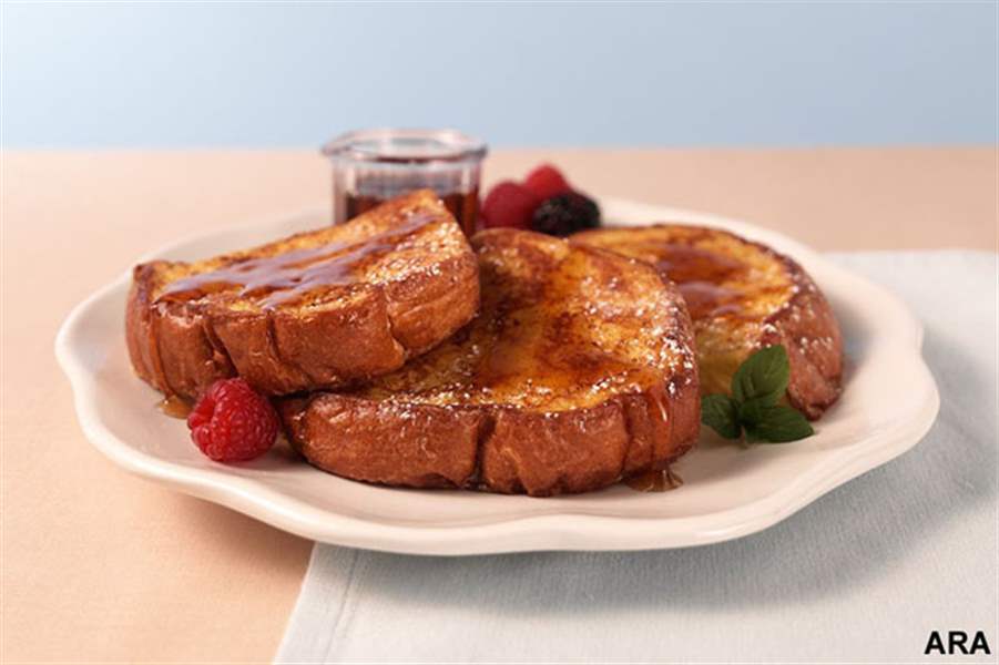Savoring-the-Holidays-Tropical-Traditions-Tastes-and-Tips-2