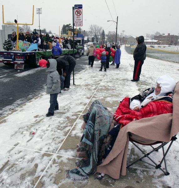 EAST-TOLEDO-WELCOMES-CHRISTMAS