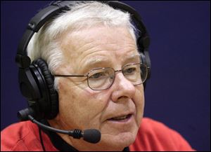 Former Bowling Green State University basketball player Tim
Smith was inducted into the OHSBCA hall of fame in 2006.