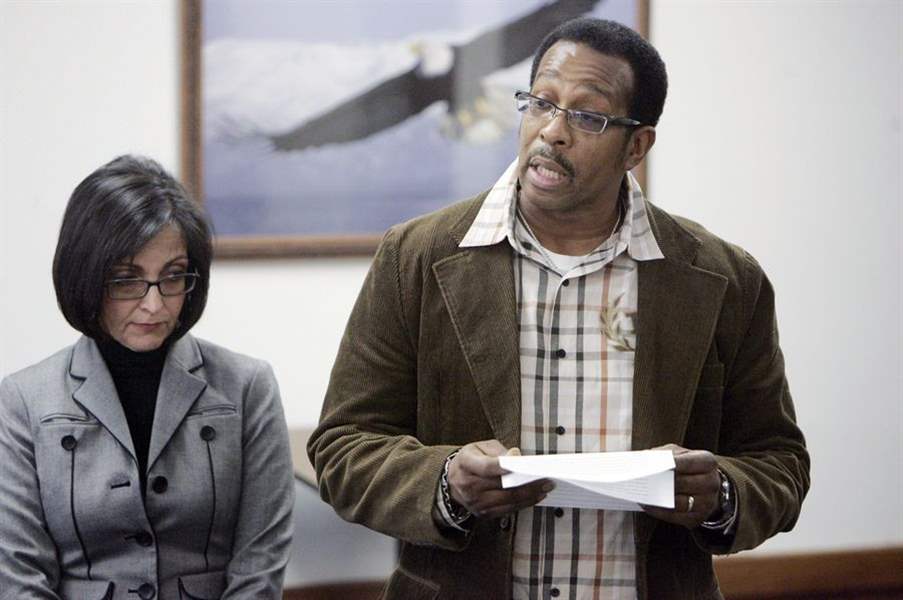 Former-attorney-sentenced-to-prison-2