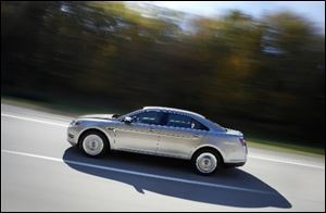 Ford Motor Co. will unveil its 2010 Taurus SHO, a luxury sedan with an estimated output of 365 horsepower, today.