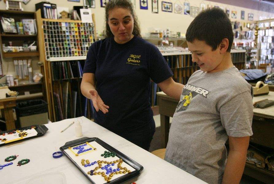 Glass-art-with-mom-in-Maumee-2