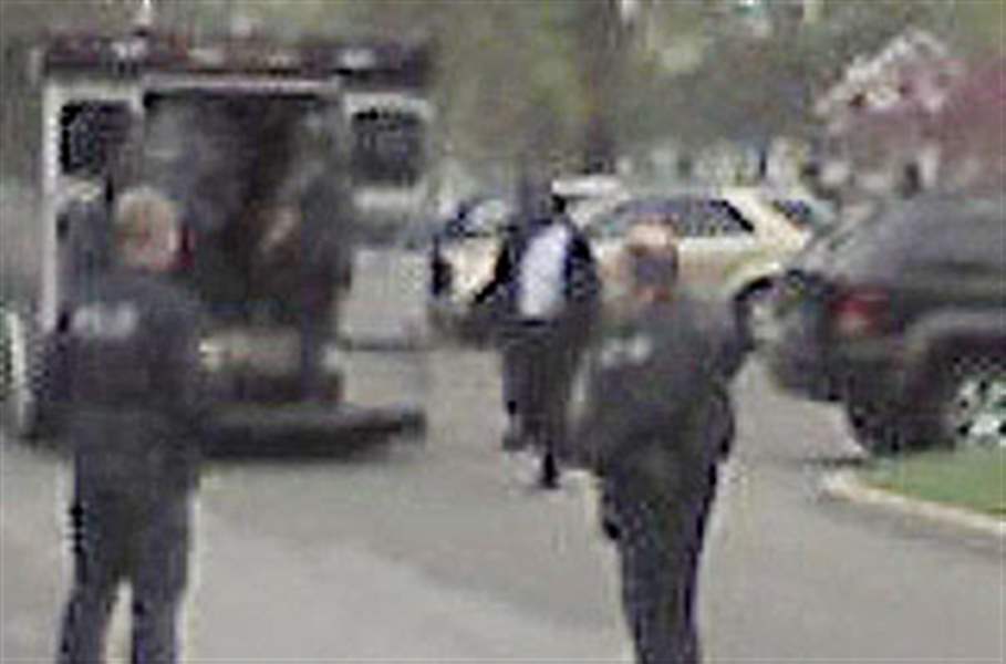 Sunset-House-hostage-released-suspect-in-police-custody-3