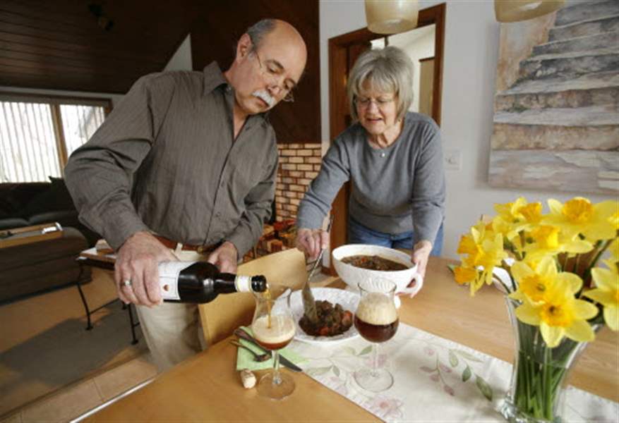 Belgian-Cuisine-Napoleon-couple-pair-food-and-beer