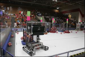 NBRN robot01p  The Blade/Lisa Dutton 06_27_09 Monroe,MI  An advanced robotics team competition will be held at Monroe High School in Monroe,MI.,  on friday and Saturday. High school teams from as far away as Wisconsin and Indianapolis will attend.