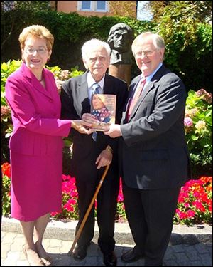 U.S. Rep. Marcy Kaptur (D., Toledo), Marian Wojciechowski, center, a former Toledoan and a Polish cavalry veteran of World War II, join the U.S. ambassador to Poland, Victor Ashe, outside the U.S. Embassy in Warsaw.