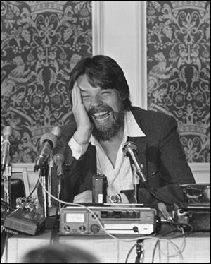 Seger at a press conference in 1983.