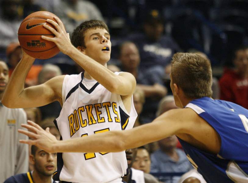 Albrecht-s-back-Pain-ebbs-for-UT-sharpshooter