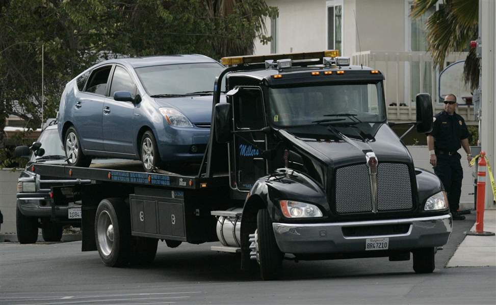 California-driver-says-Prius-refused-to-stop-for-30-high-speed-miles-2