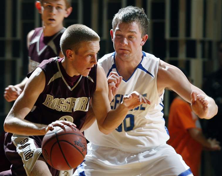 Rossford-boys-ousted-2