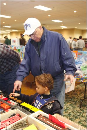CTY trains15p  William Smith, 4, of Sylvania, checks out 