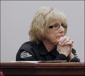 Slug: CTY VESS19p                               Date: 3/18/2010 Toledo Blade/Amy E. Voigt                       Location: Port Clinton,OH  CAPTION:  Nancy Silva takes the stand during a hearing to suppress evidence in her case on March 18, 2010 at the Ottawa County Municipal Court in Port Clinton.