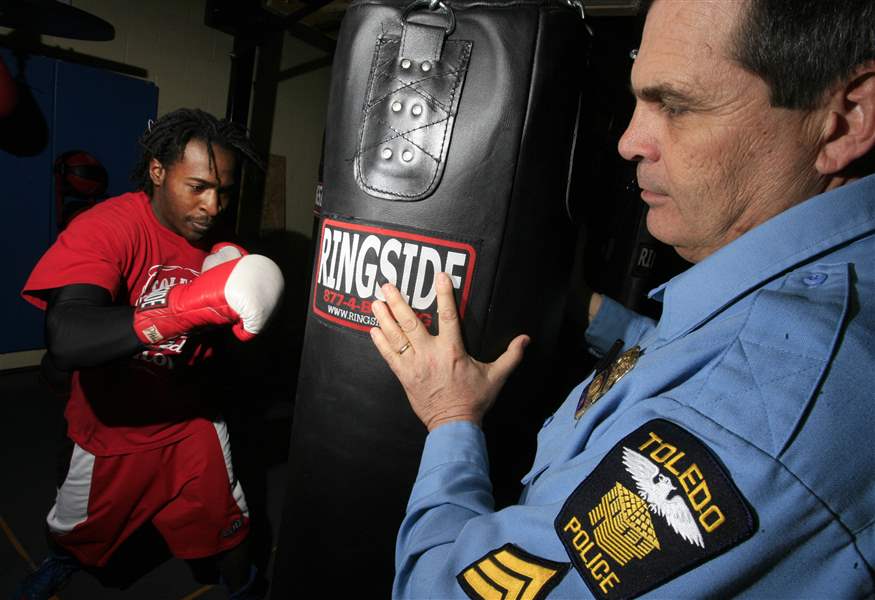 Sgt-Tom-Youngs-puts-kids-on-right-track-with-the-Police-Athletic-League-3