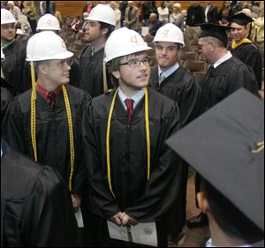 <img src=http://www.toledoblade.com/graphics/icons/photo.gif> <font color=red><b>PHOTO GALLERY</b></font>: <a href=