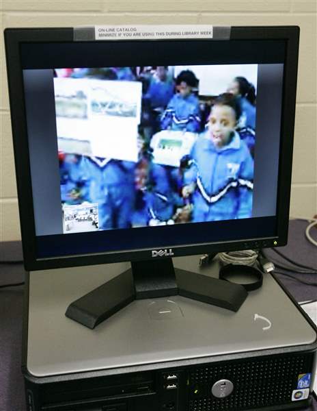 Cyber-link-lets-sixth-grade-join-class-in-South-Africa