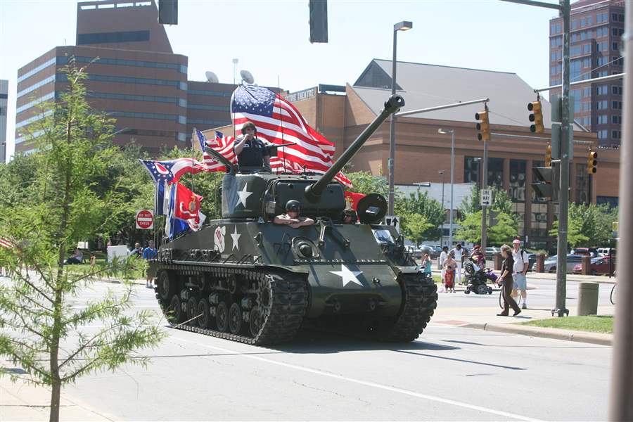 Toledo-area-remembers-veterans