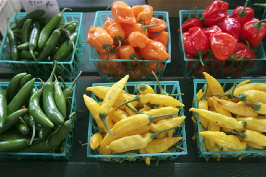 Growing-number-of-eateries-purchasing-from-local-farmers-3