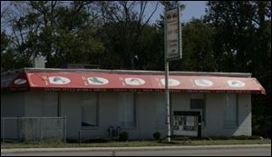 Wei Wei Seafood Restaurant is on Renyolds Road, near the intersection with Dorr Street.