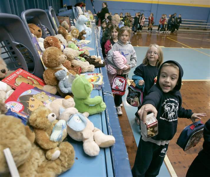 A-teddy-bear-picnic-for-a-good-cause