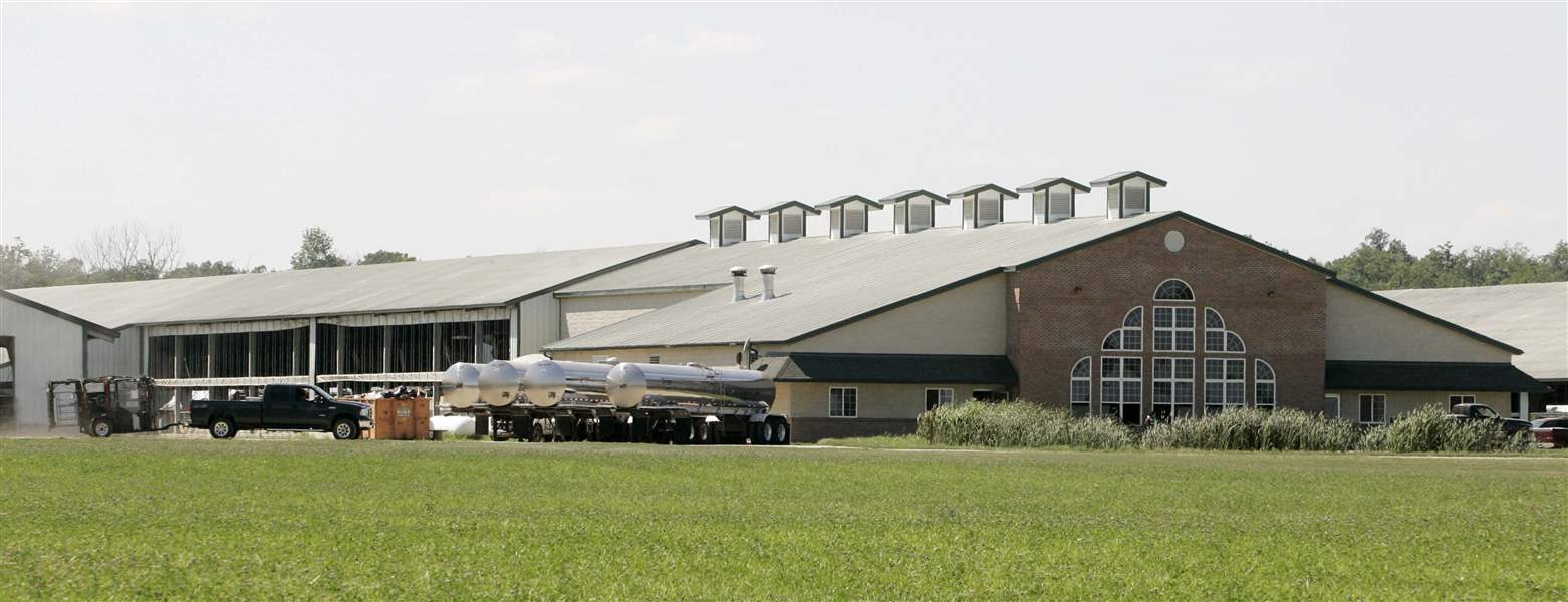 Lender-gets-title-to-big-Vreba-Hoff-farms-in-Michigan-2
