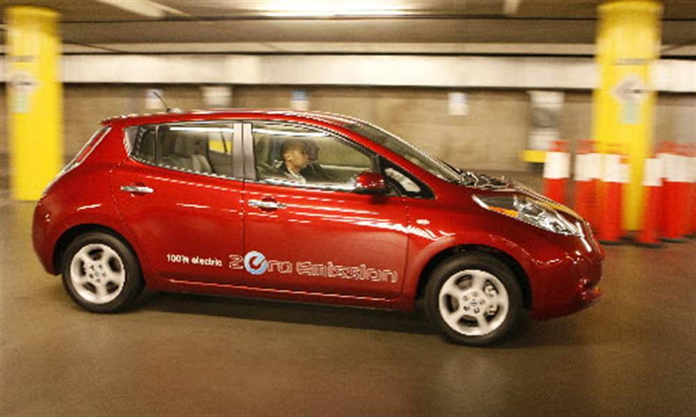 Electric-cars-load-on-power-grid-poses-quandary-for-utilities-2