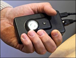 An LED transceiver unit can connect to a computer, allowing fast, wireless Internet connectivity through barely detectable pulses of light transmitted to and from other LED lights.