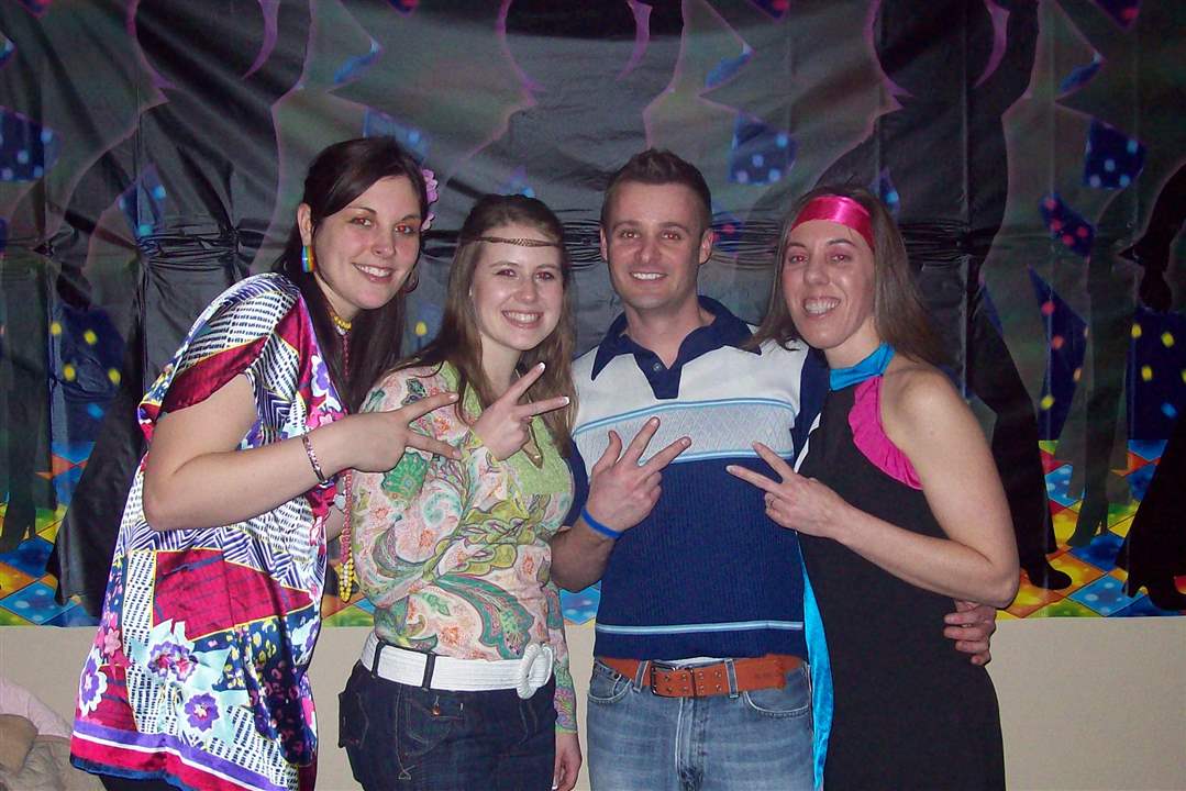 Nazareth-Hall-Groovy-70s-Party1