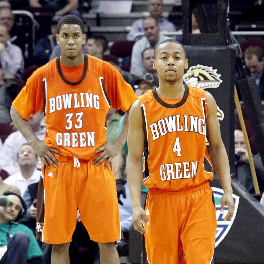 bgsu-danny-mcelroy-and-wiley-roberts-mac-quarterfinals