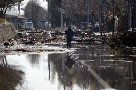 Japan-Aftermath-flooded-street-Sendai