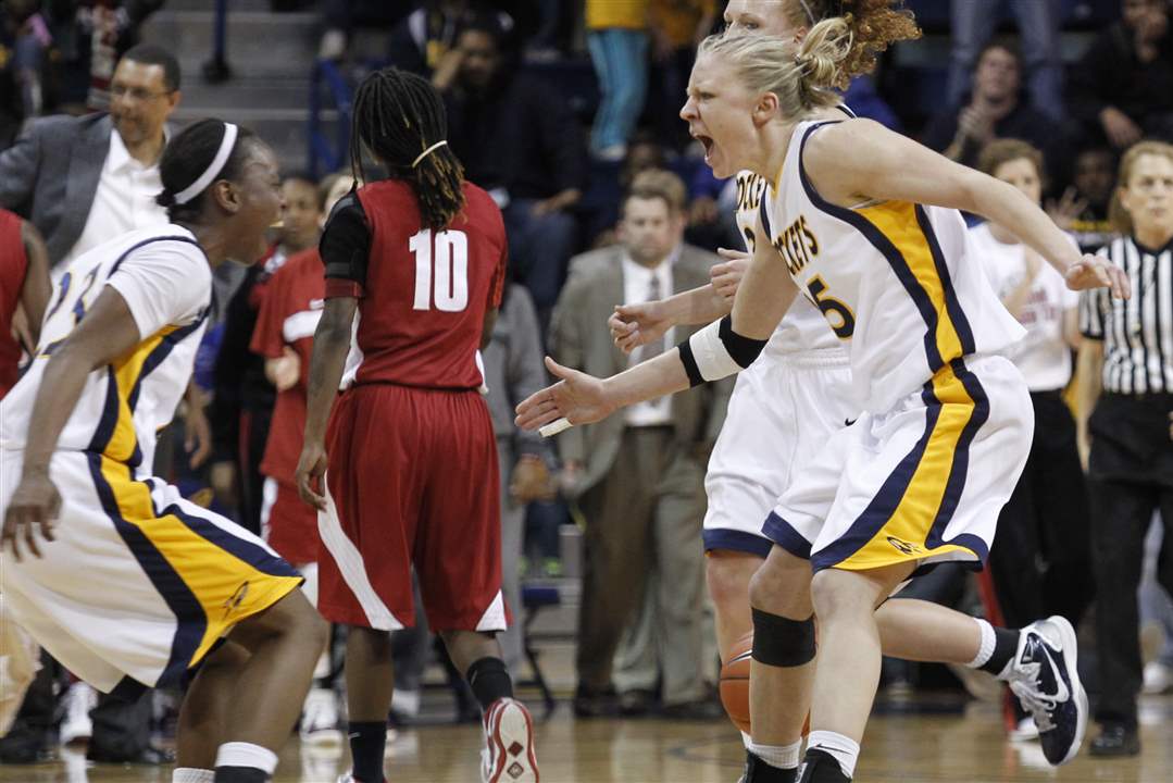 UT-Alabama-Jessica-Williams-Haylie-Linn