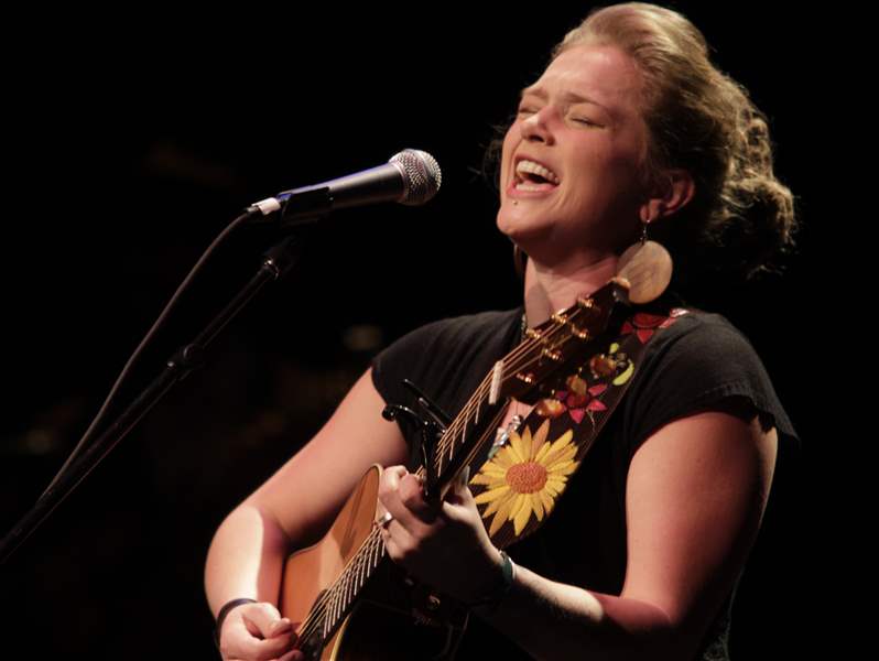 Crystal-Bowersox-4