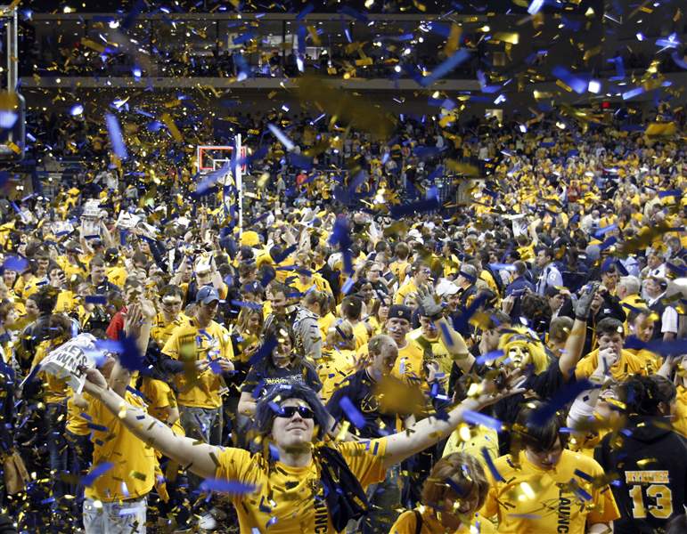 toledo-rockets-fans-wnit
