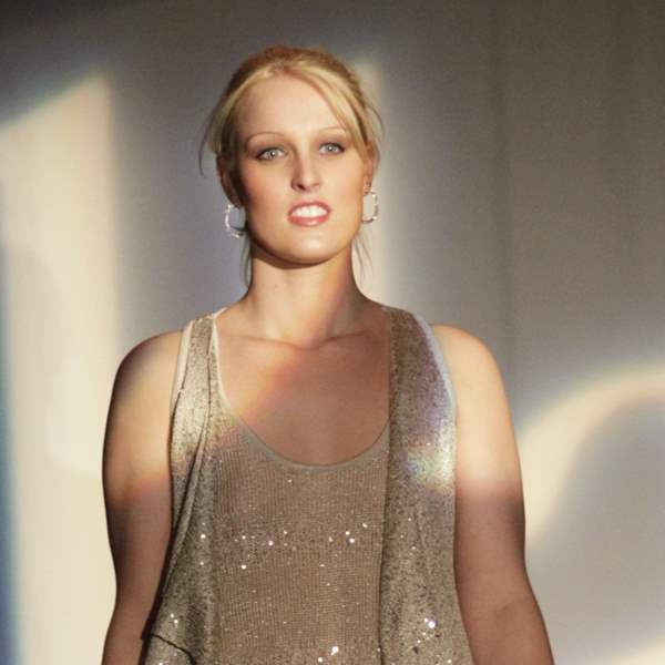 Garden-Club-Fashion-Jessica-Krzesimowski-blush-Scintilla