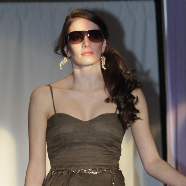 Garden-Club-Fashion-Olivia-Krupp-bronze-Scintilla