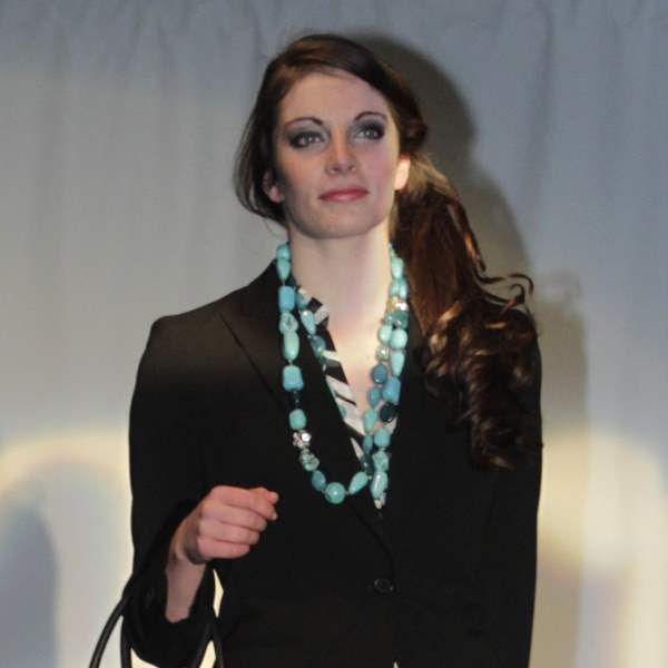 Garden-Club-Fasion-Olivia-Krupp-black-suit-Scintilla